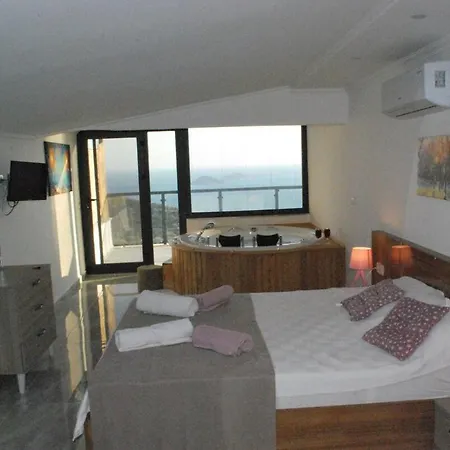 Kaskalkandenizmanzingjacuzzi With Icatacoddaire *