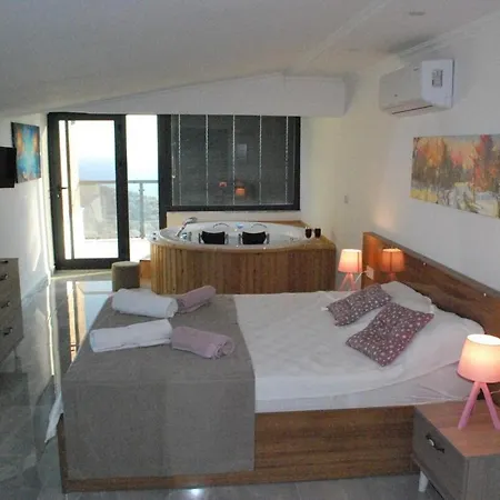 Kaskalkandenizmanzingjacuzzi With Icatacoddaire דירה קס